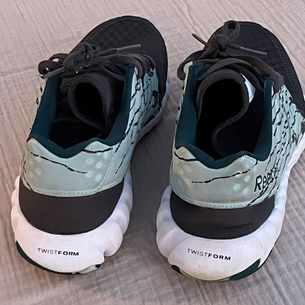 Reebok Twistform Athletic Sneakers Black Mint Pattern Running Training Shoes 8.5 - Picture 4 of 11